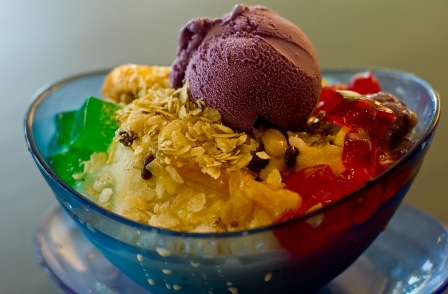 halo-halo